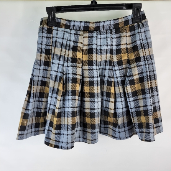 Altar'd State Plaid Mini Skirt Blue Brown Pleated Size Large Clueless Vibes - Picture 3 of 6